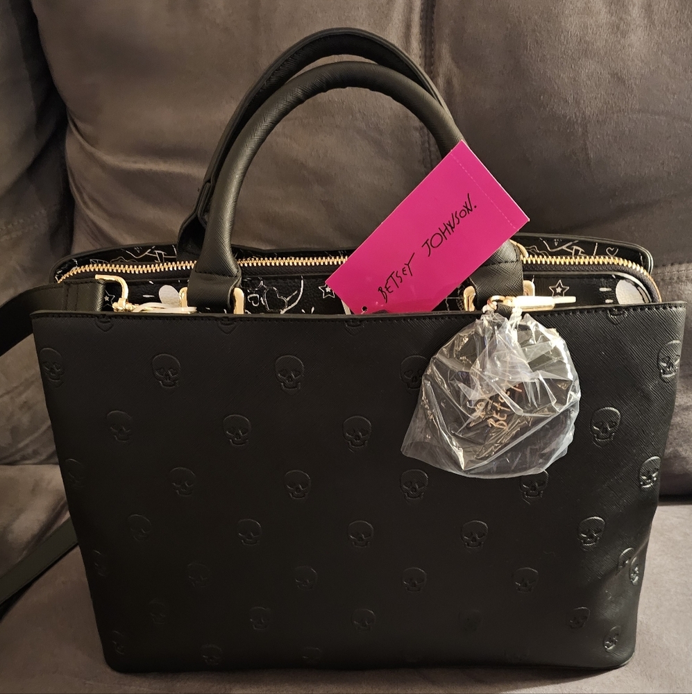 Betsey Johnson skull bag